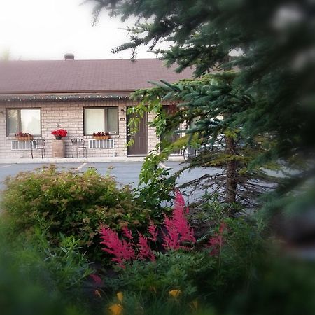 سان جورجس Motel Alexandrin المظهر الخارجي الصورة